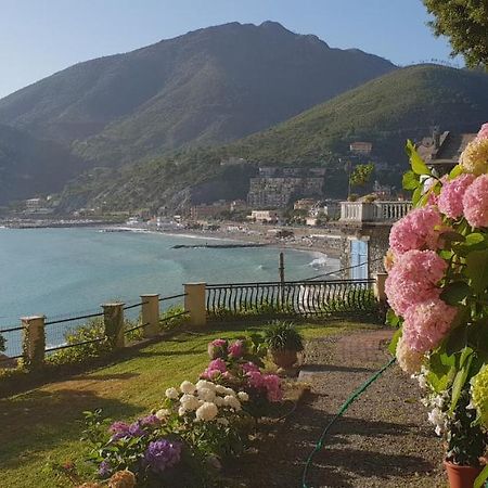 Villa Tramonto Леванто Экстерьер фото