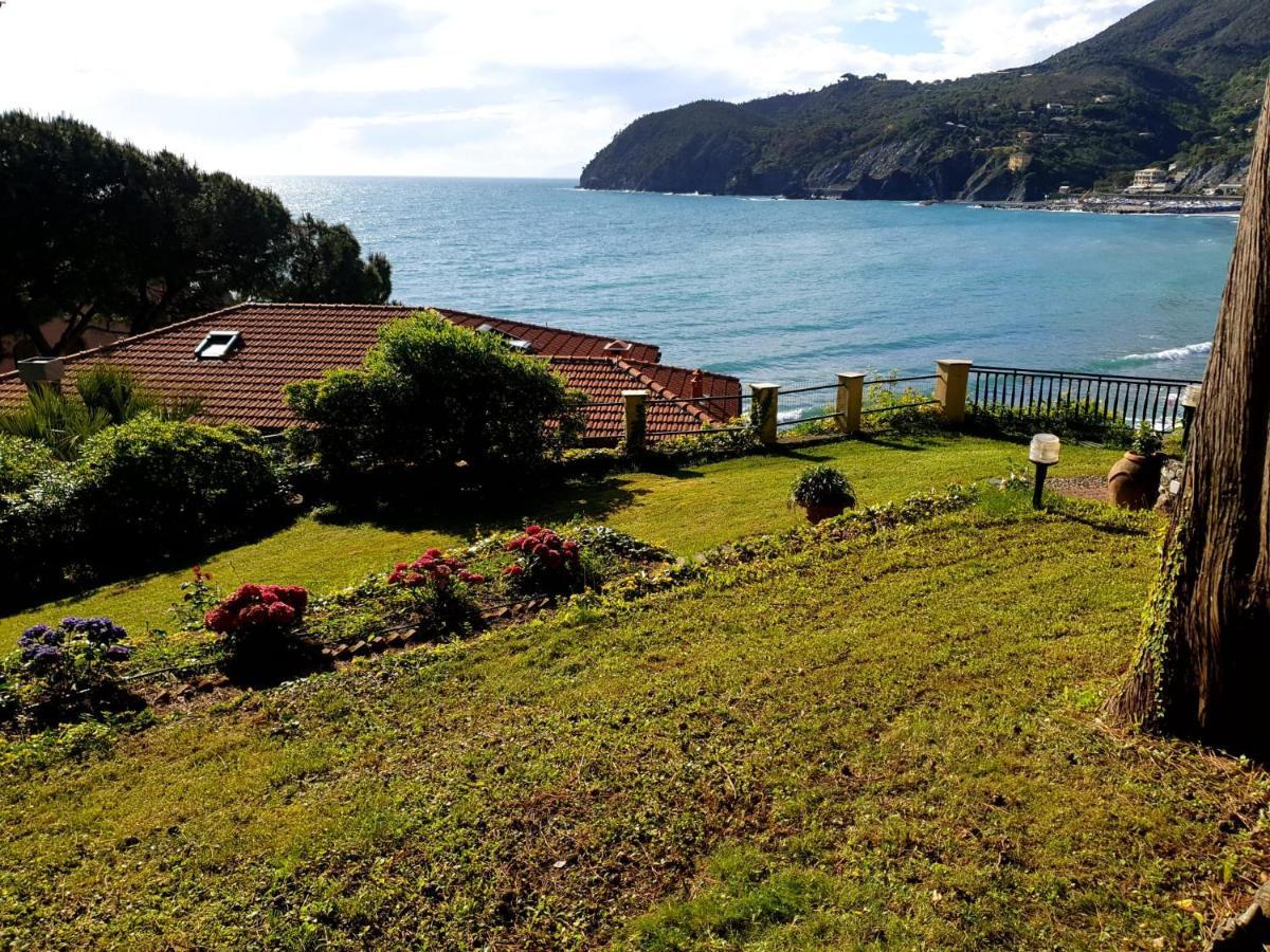 Villa Tramonto Леванто Экстерьер фото