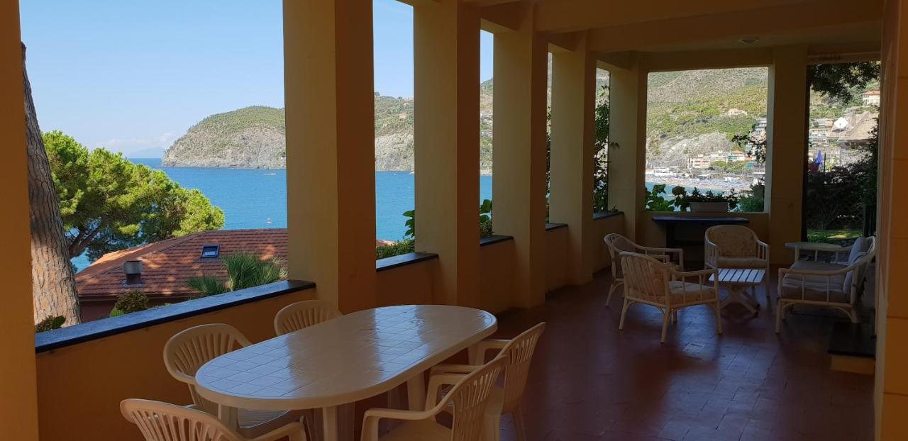 Villa Tramonto Леванто Экстерьер фото