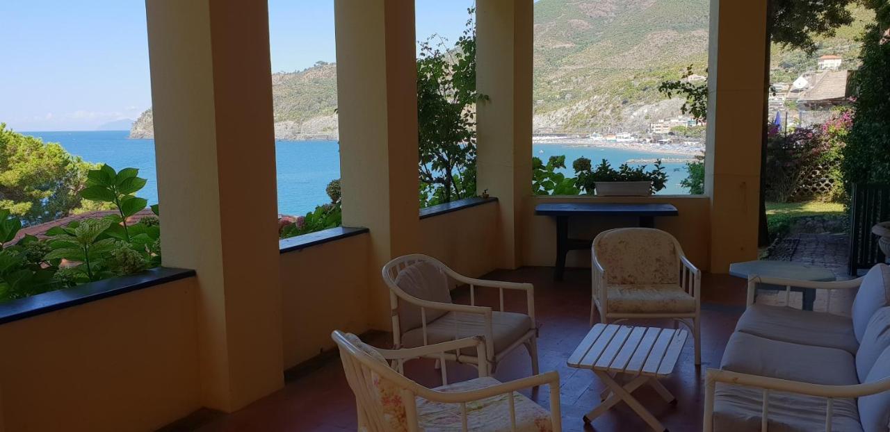 Villa Tramonto Леванто Экстерьер фото
